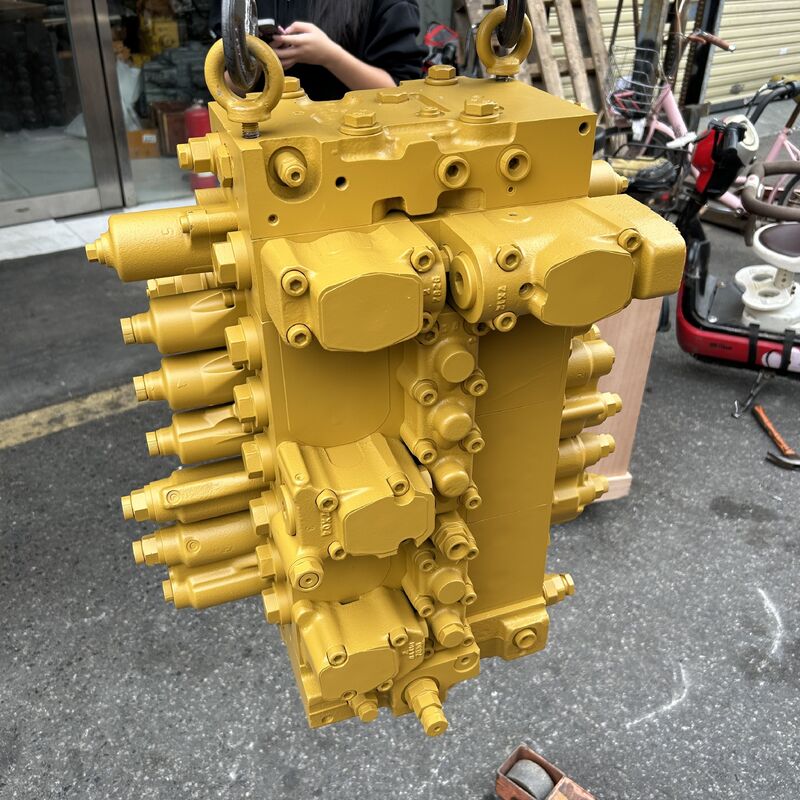Excavator Main Control Valve723-48-26600 723-48-26500 723-48-25600 For Komatsu PC300‑8MO