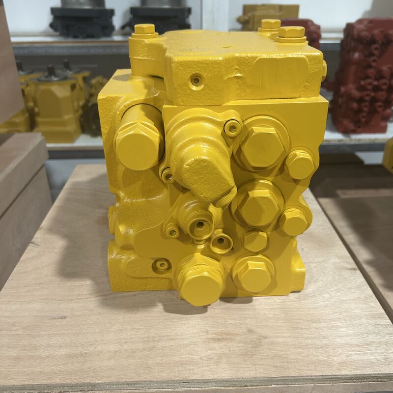 Bulldozer Komatsu D60P-12 D65P-12 D65E-12 Control Valve Main Control Valve  Distributor Valve 723-62-11102 723-62-11103 723-62-11100