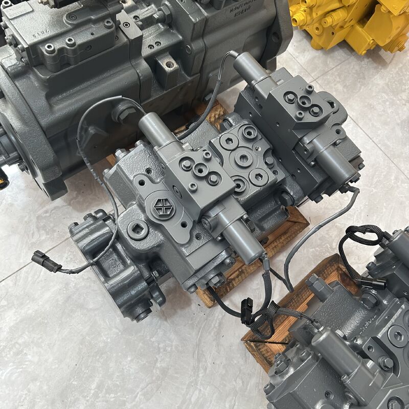 Bulldozer Komatsu D39EX-22 D39PX-22 Hydraulic Pump Main Pump Piston Pump 720-2M-00070 708-2M-00071 708-2M-04210