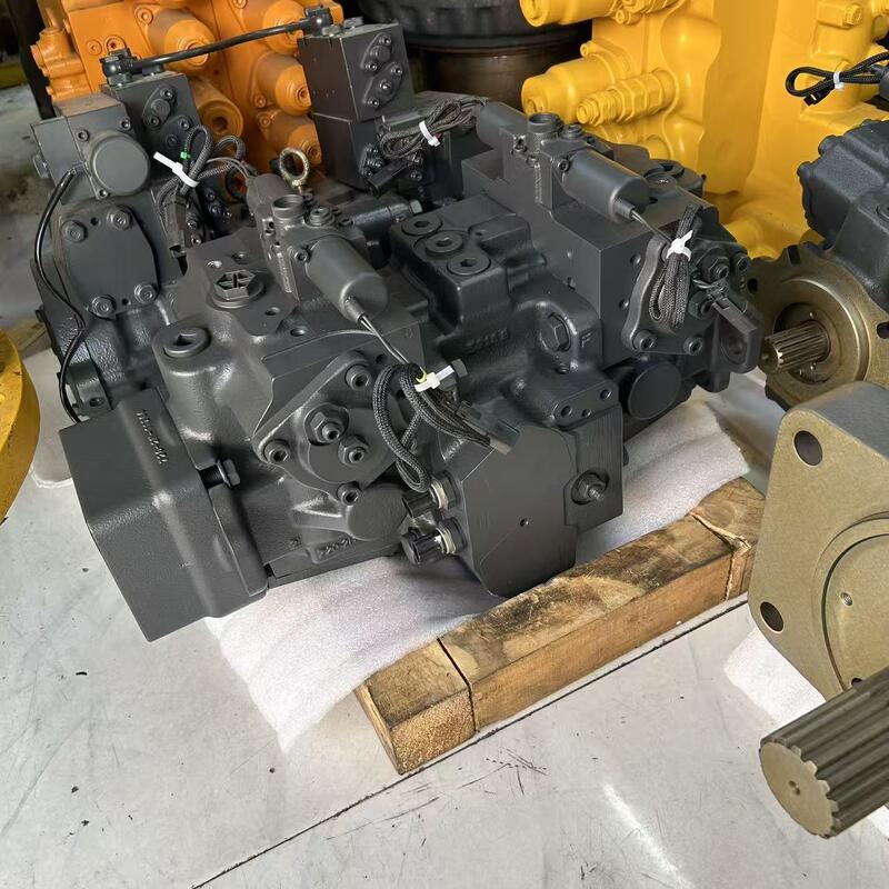 Bulldozer Komatsu D37EX-23 D37PX-23 D37EX-24 D37PX-24 D39EX-23 Hydraulic Main Pump Piston Pump 708-2M-00131 708-2M-01130