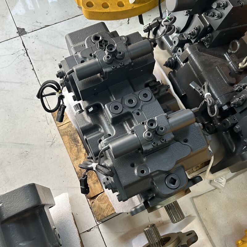 Bulldozer Komatsu D37EX-23 D37PX-23 D37EX-24 D37PX-24 D39EX-23 Hydraulic Main Pump Piston Pump 708-2M-00131 708-2M-01130