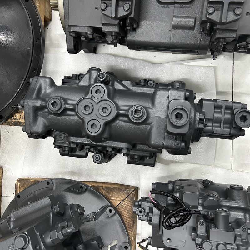 Komatsu Skid Steer Loader SK1026-5 SK1020-5 SK714-5 Hydraulic Pump Piston Pump Main Pressure Pump 720-2T-00033 720-2T-00070