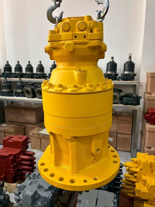 Excavator Komatsu PC120-6 pc110-6 PC130-7 PC100-6 Swing Motor Assembly 203-26-00123 203-26-00150 706-73-01181 706-73-01180