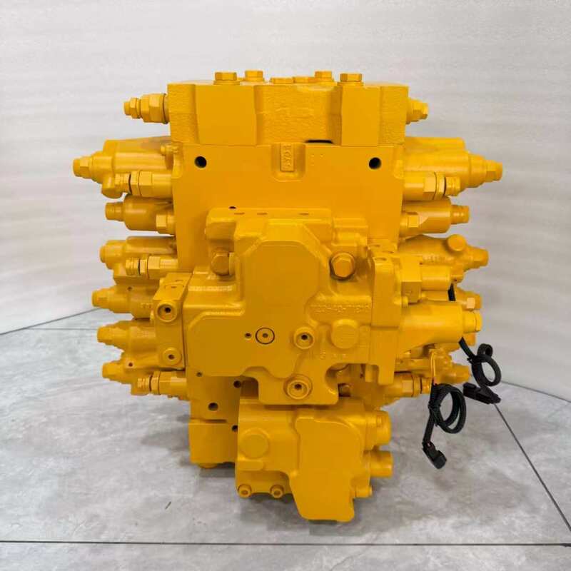 Excavator Komatsu PC210-8K PC200-8k PC240-8K main control valve Part No.: 723-47-23400 723-47-23404