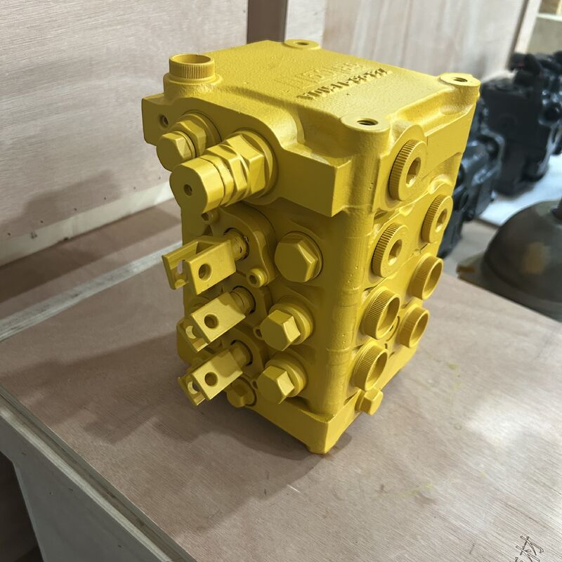 D41E-6 D41P-6 D41PF-6 D41E-6T Bulldozer Main Control Valve Assembly 723-23-10300 723-23-10301