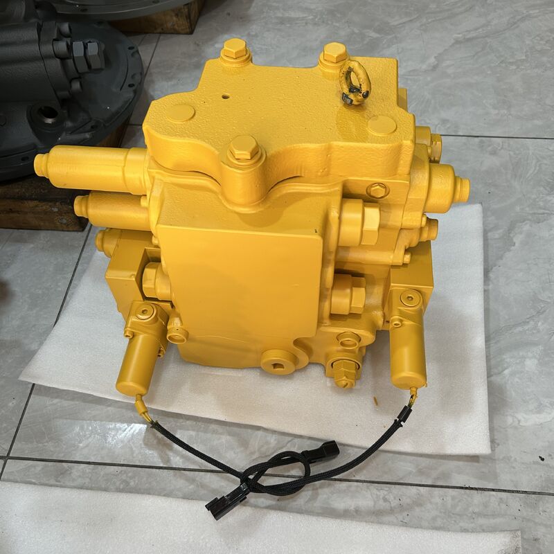 bulldozer Komatsu D65 85-15 Hydraulic Main Control Valve Assembly Part numbers 723-63-24100 723-63-22600