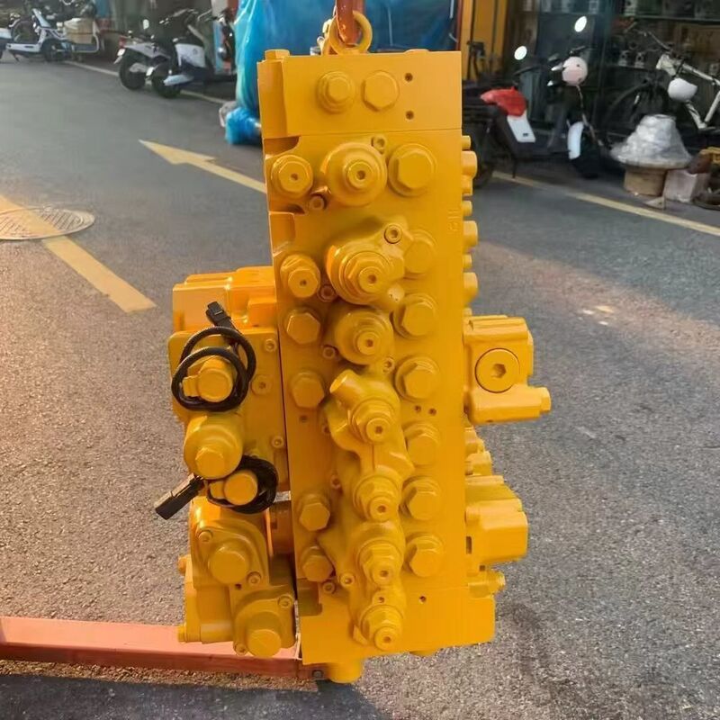 Komatsu PC200-8  PC210-8 PC220-8 PC240-8 PC270-8 excavator main control valve is 723-46-23103 related part numbers include 723-46-23101 723-46-23102
