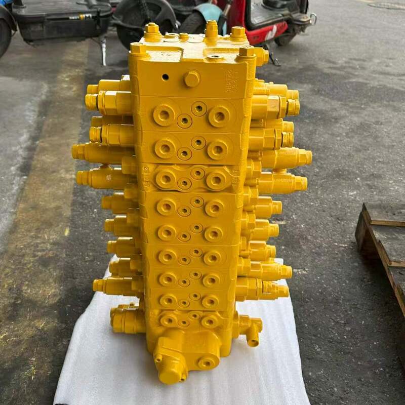 Excavator Komatsu PW160-7 PW180-7 Excavator Hydraulic Main Control Valve Part Numbers 723-57-17200 723-58-17200