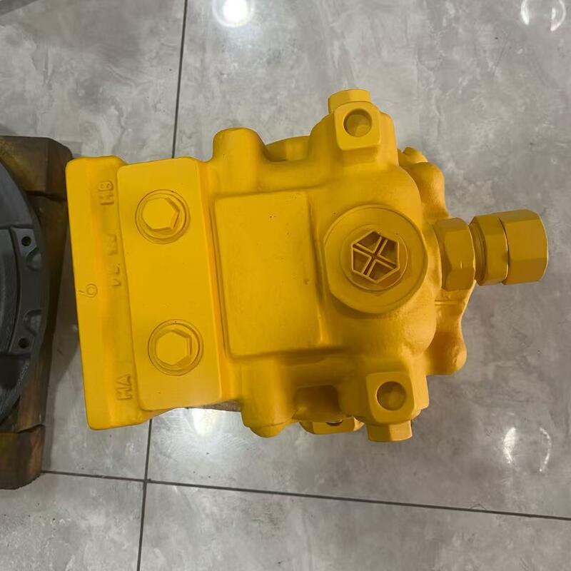 Excavator Komatsu PC800-5 PC850-8 Swing Motor Assembly Part Numbers 706-7G-01031 706-7G-01030