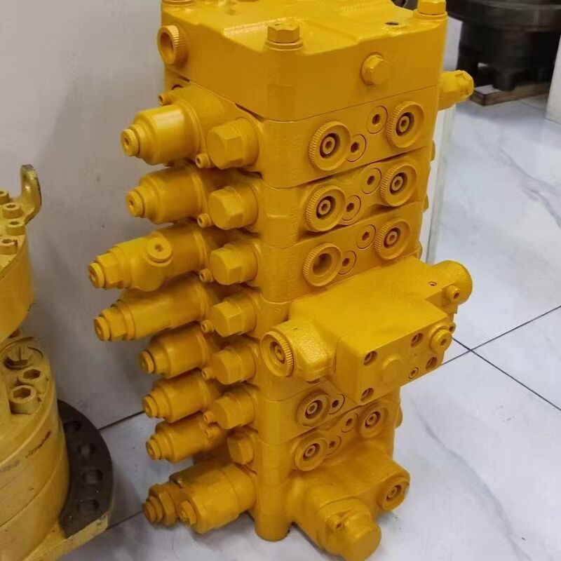 Excavator Komatsu PC120-6 PC130-7 Control Valve with Part Numbers 723-57-11700 723-56-11200 723-56-12101