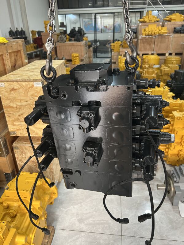 Hydraulic Main Control Valve 723-44-11201 723-44-11100 723-44-11101 for Komatsu WA600-6 Wheel Loader